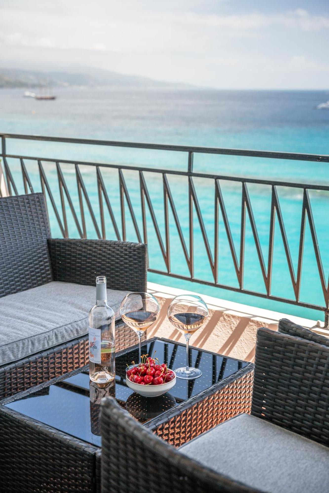 Le Coq Eden - Air Conditioning - Seafront Apartment *