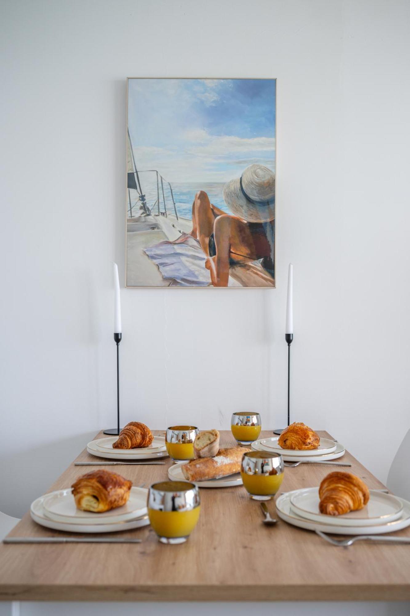 Le Coq Eden - Air Conditioning - Seafront *